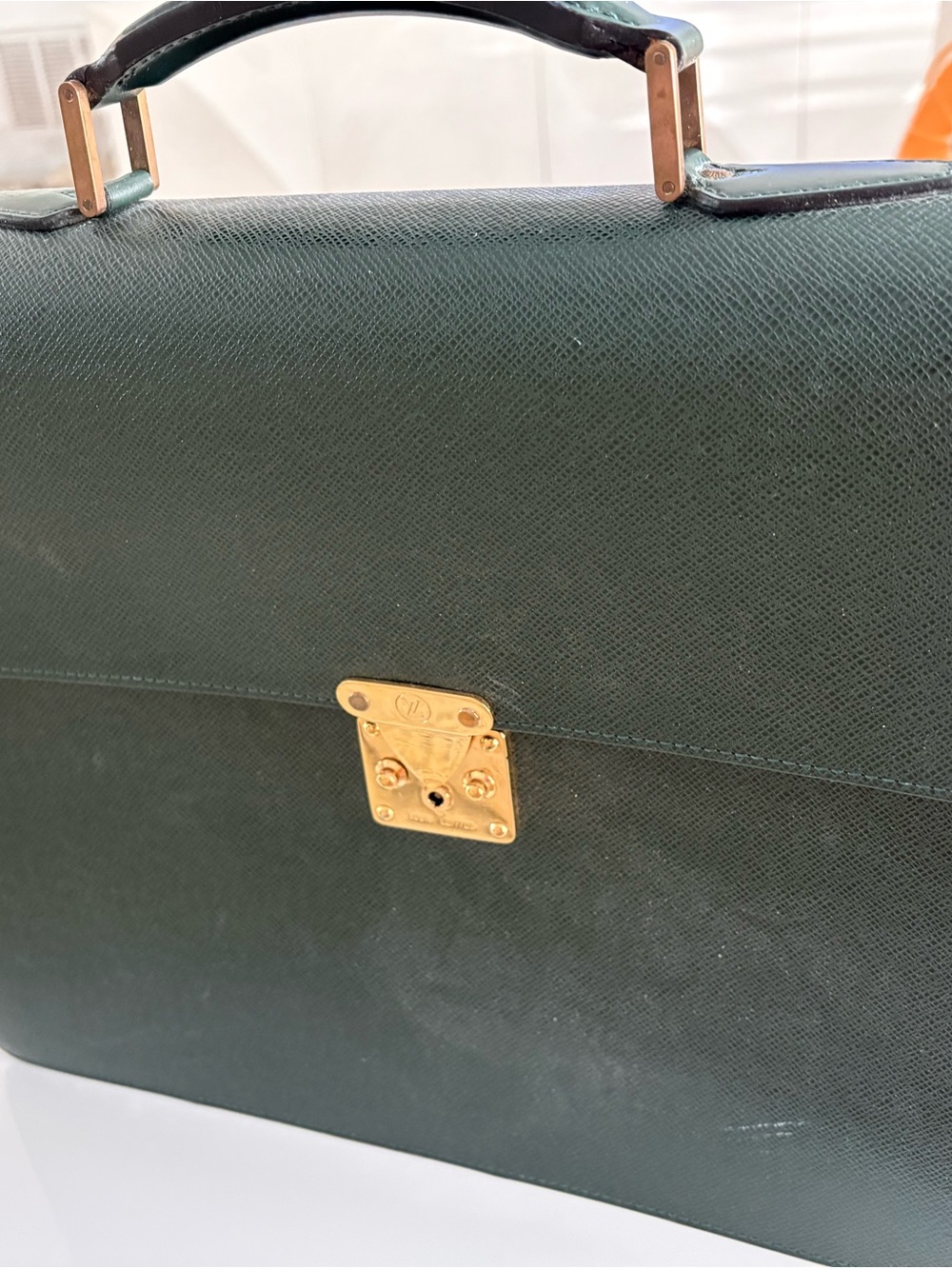 Louis Vuitton Taiga Moskova
Briefcase Green Leather 
Business bag LV Authentic